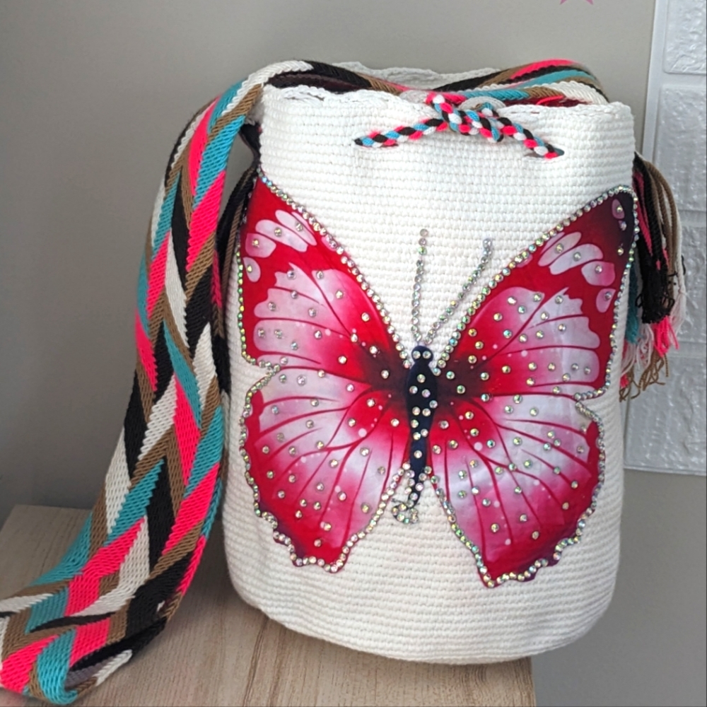 Wayuu Pink Butterfly Bag/ Handmade bag in cream color/ Size L.